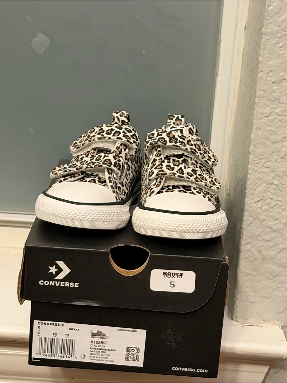 Converse Kids Leopard Print Low Top Sneakers - White, Tan, Black